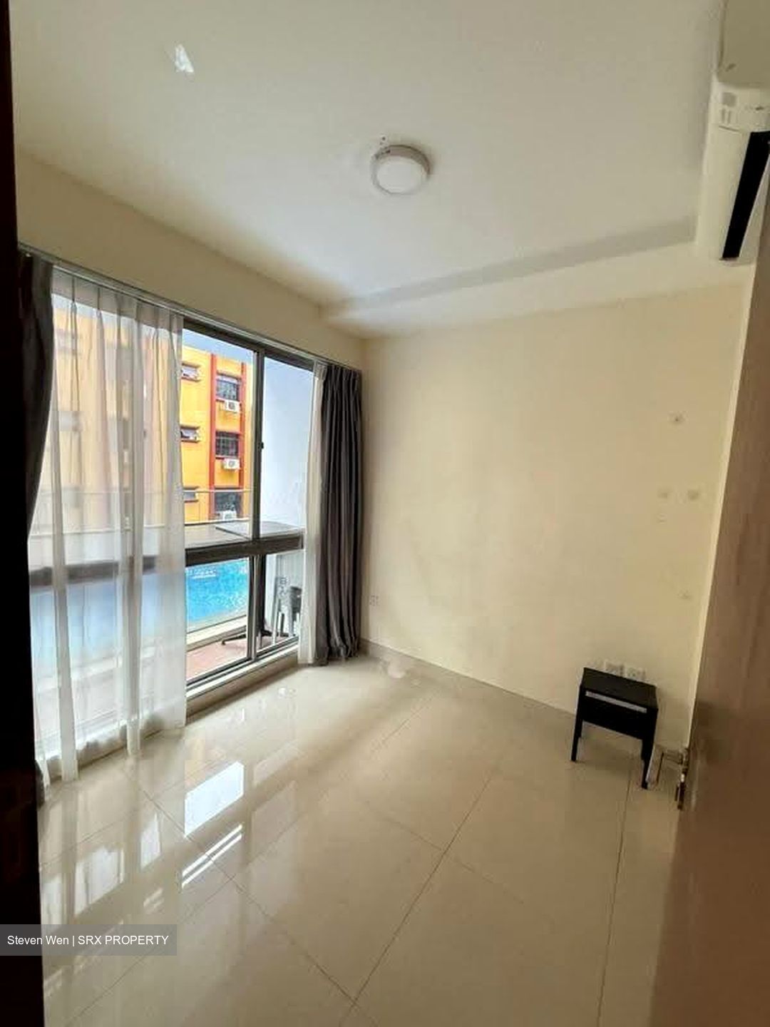 Centra Residence (D14), Apartment #636423831